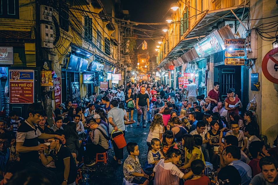 Hanoi's nightlife at Ta Hien Street